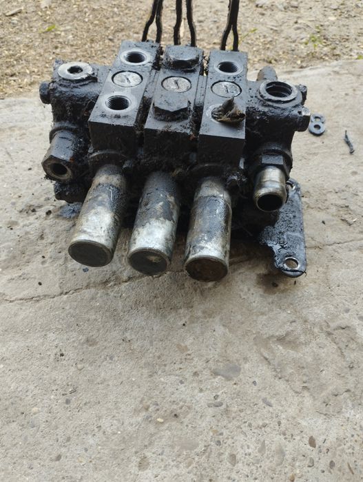 Продам розподільник МТЗ і догружатель