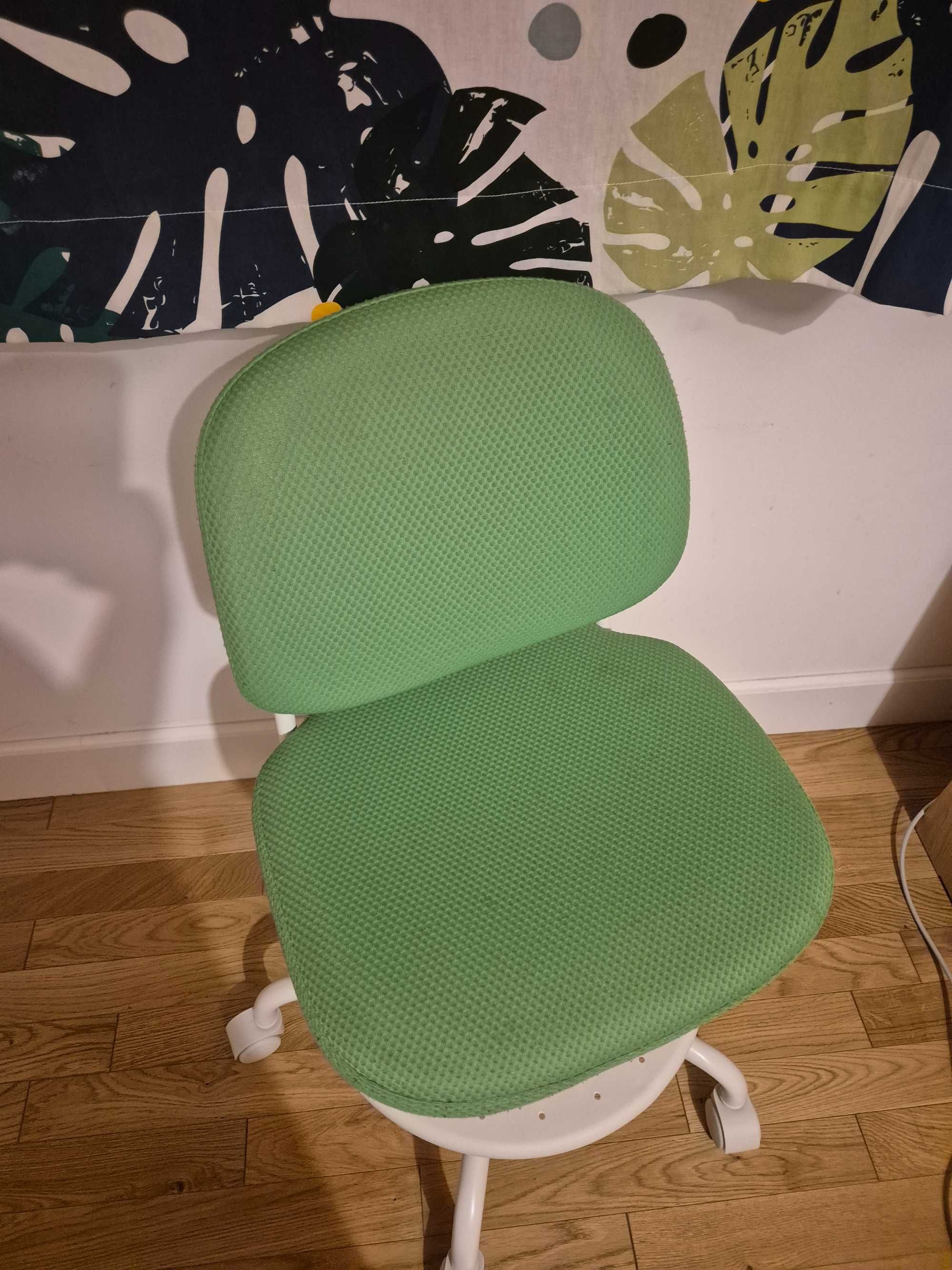 Dziecięce krzesło obrotowe VaiMUND_Ikea