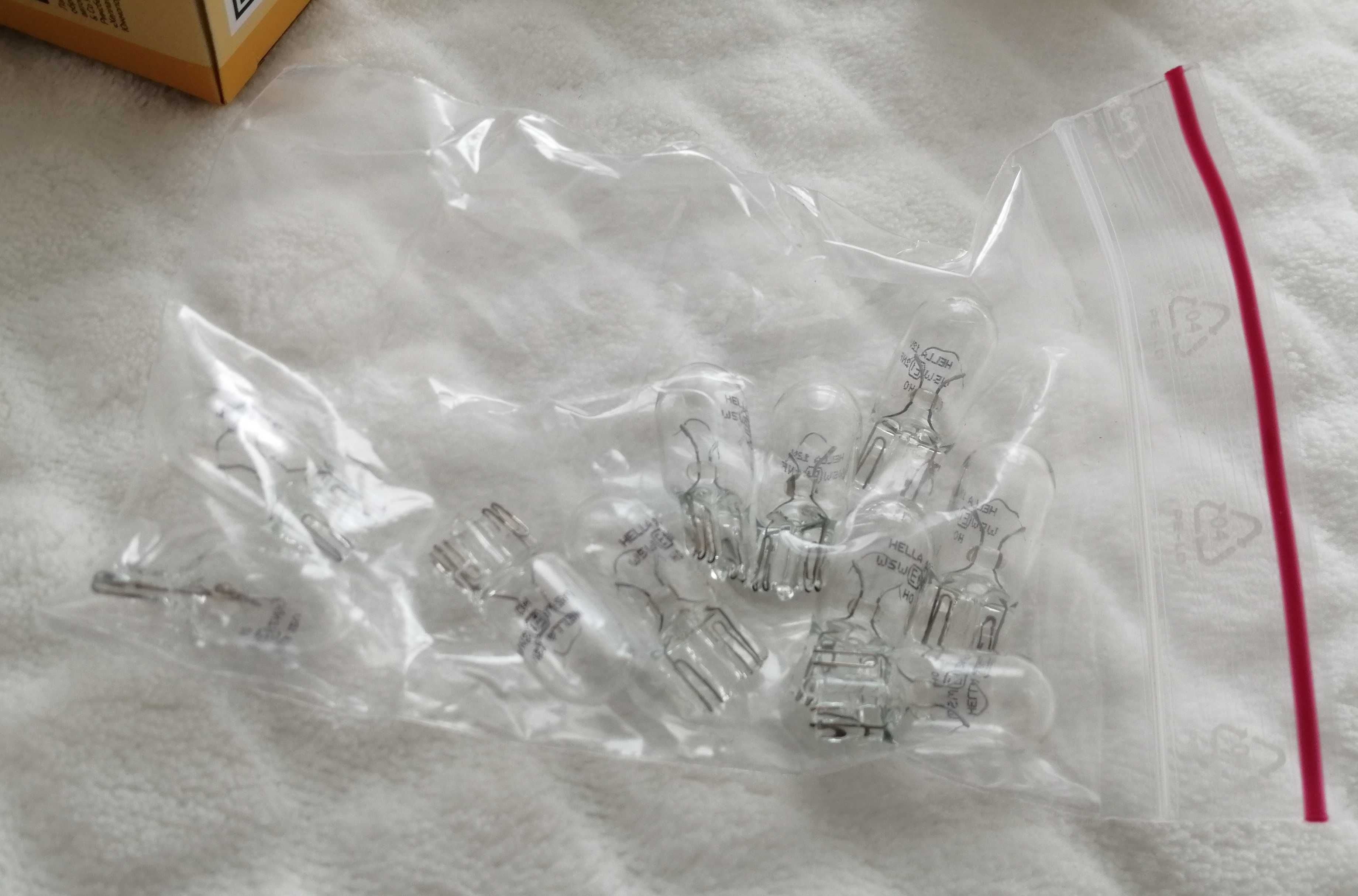Żarówki halogenowe W5W 12V Hella, żarówka (2szt.)