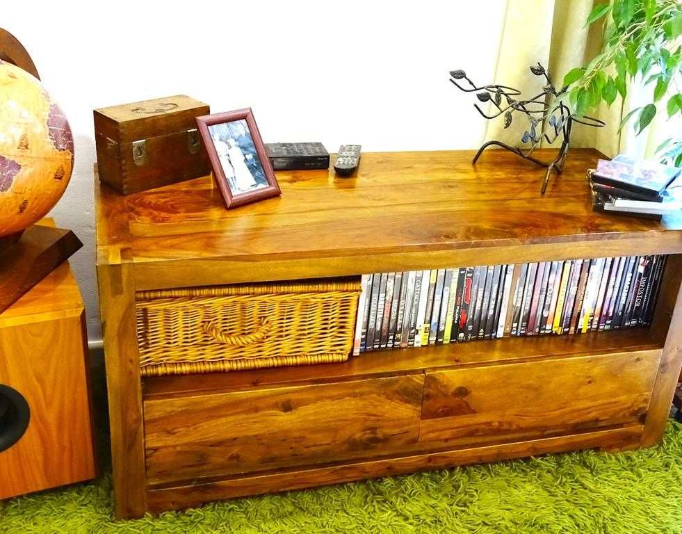 Orientalna szafka z drewna egzotycznego palisander z salonu AlmiDecor