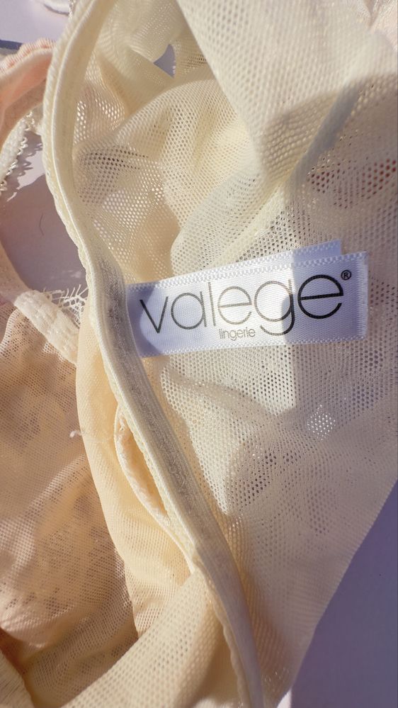 Valege Франція комплект нижньої білизни  75В/S