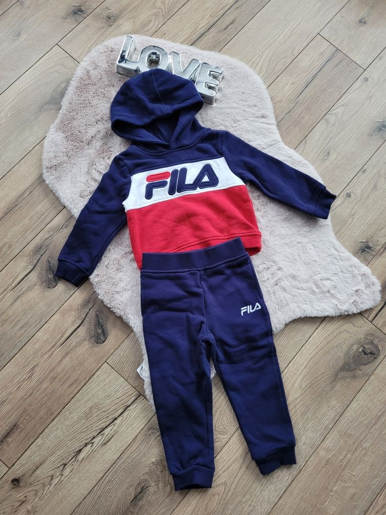Dres ocieplany Fila bluza z kapturem I spodnie