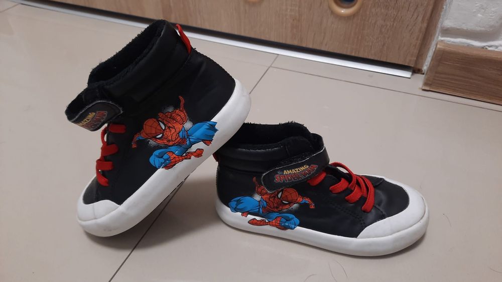 Buty przejściowe dla chłopca