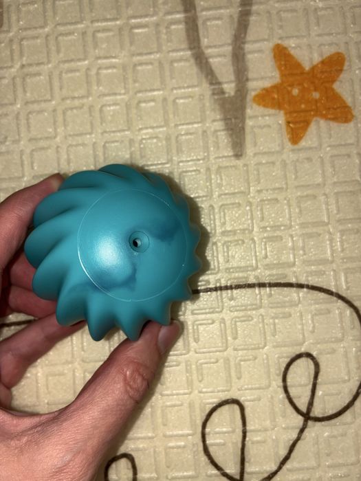 Набір розвивальних текстурних м'ячиків Beiens 8 шт