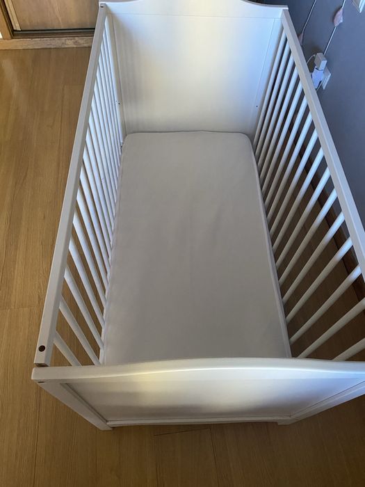 Berco de bebe “IKEA” como novo