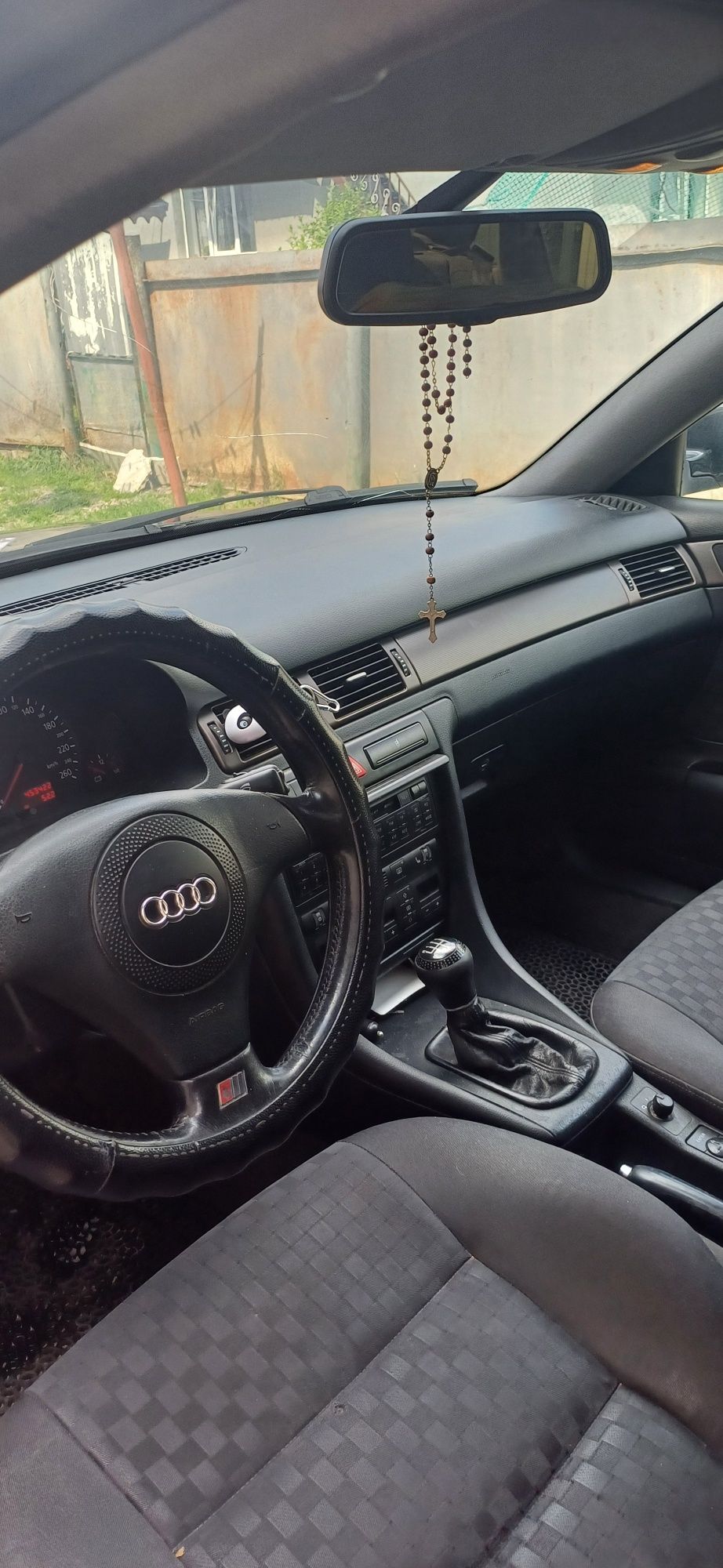 АВТО Audi A6 C5 1999