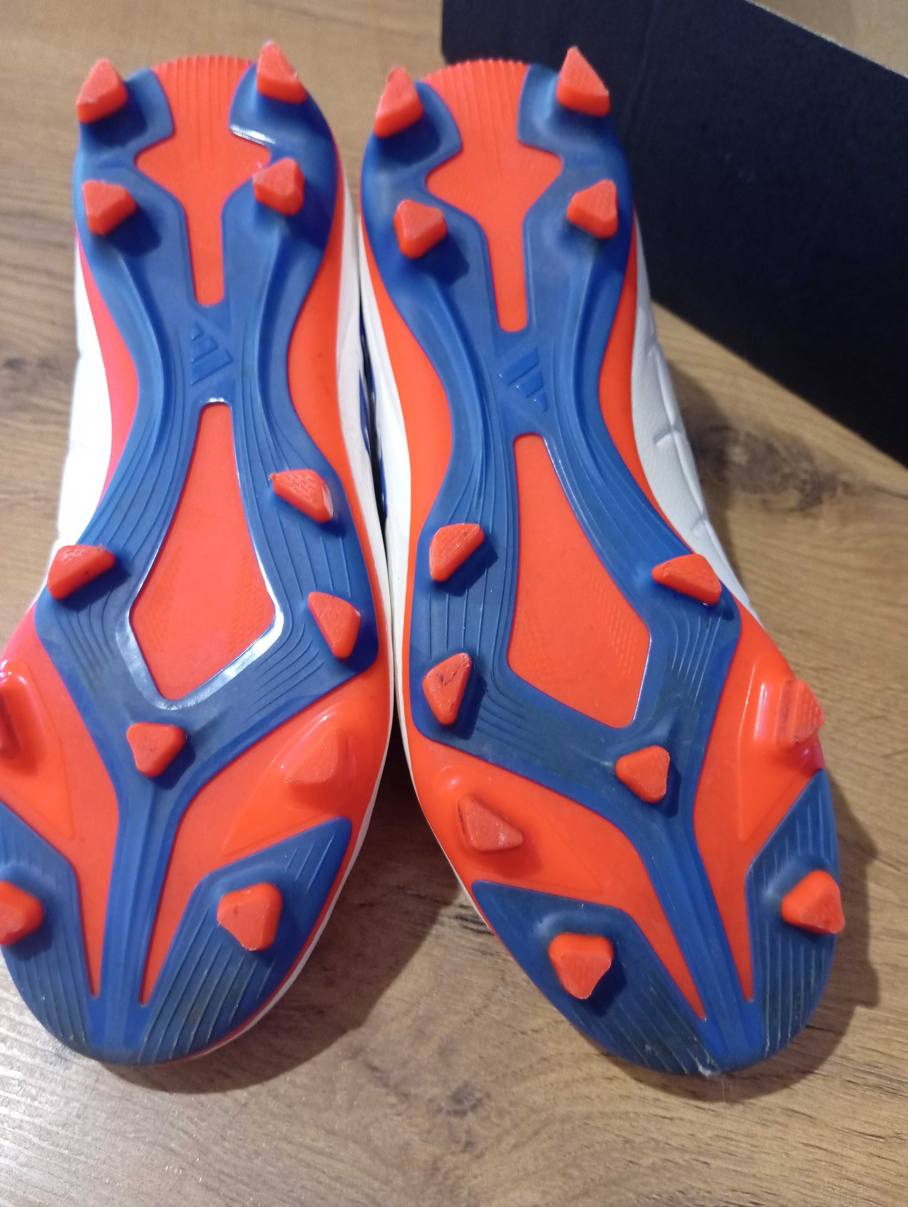 Buty sportowe ,korki