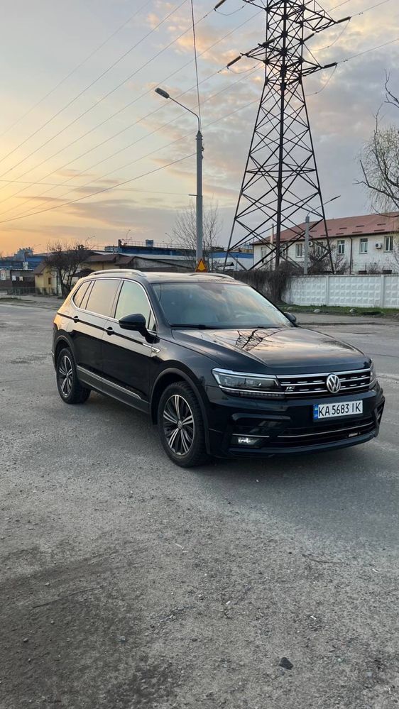 Продається Volwsvagen tiguan 2.0 турбо бензин