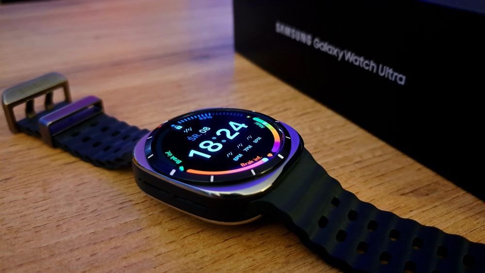 SAMSUNG Galaxy Watch Ultra 2025 SM-L705FZ 47mm LTE Tytanowy Srebrny
