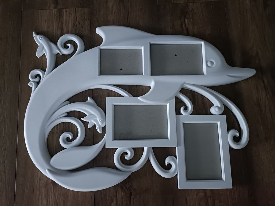 Biała ramka delfin