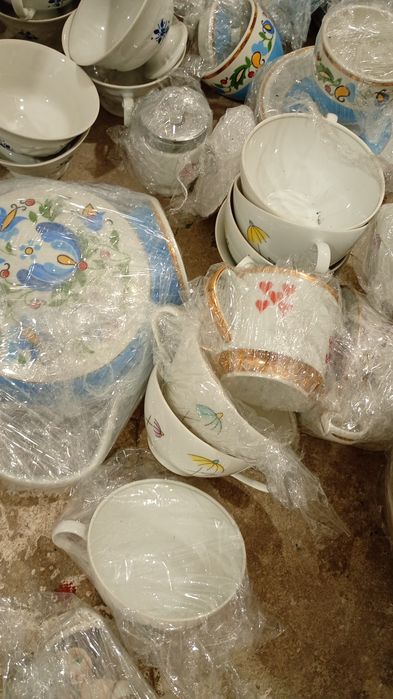 Porcelana figurki serwis kawowy i inne Chodzież Włocławku koło Karolin