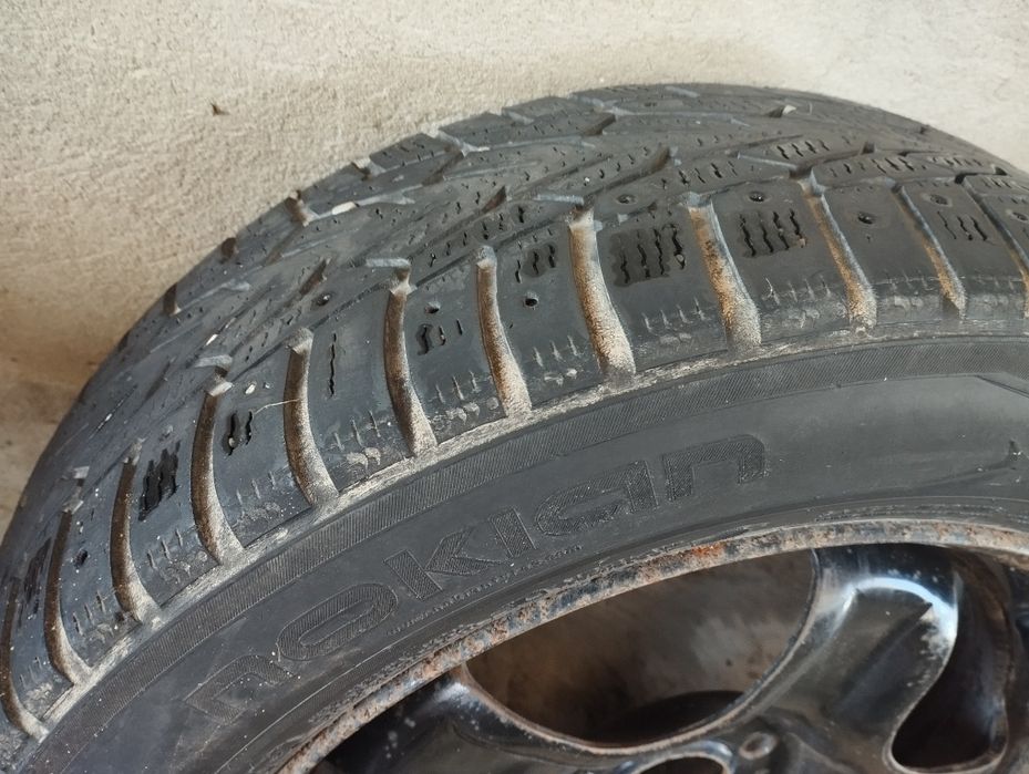 Колеса Нокіан зимові