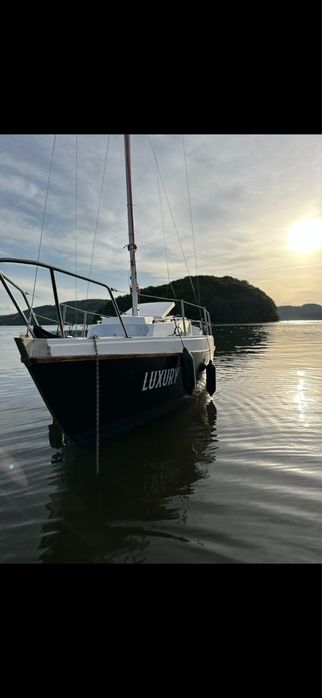 Żaglówka  WC łódź jacht zaglowka 6.8m po generalnym remoncie
