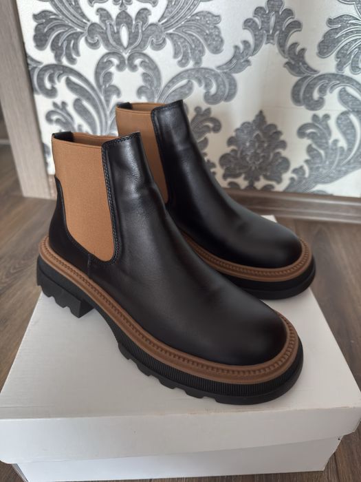 Нові шкіряні челсі , ботінки , чоботи , сапоги