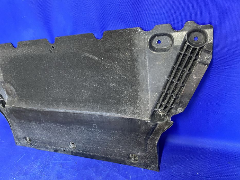OSŁONA silnika AUDI A4 B9 płyta pokrywa dolna oryginał 43 km przebiegu