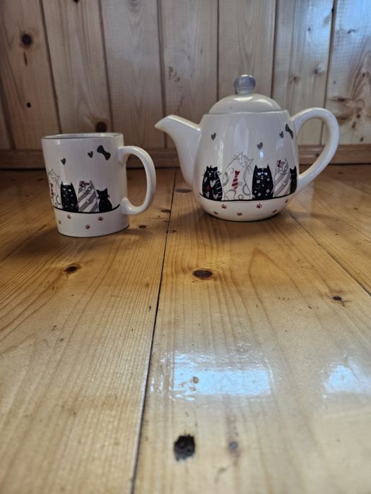 Dzbanek + kubek - motyw koty.