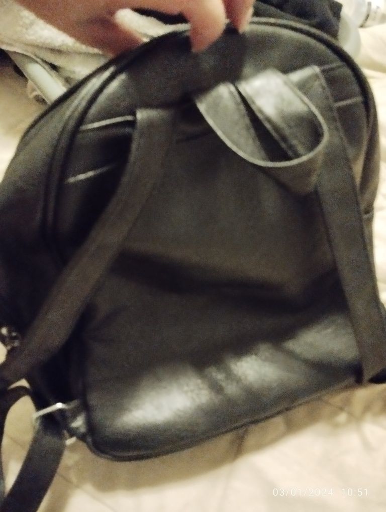 Mochila carteira preta