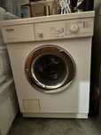 Máquina de Lavar Roupa Miele Novotronic W 828