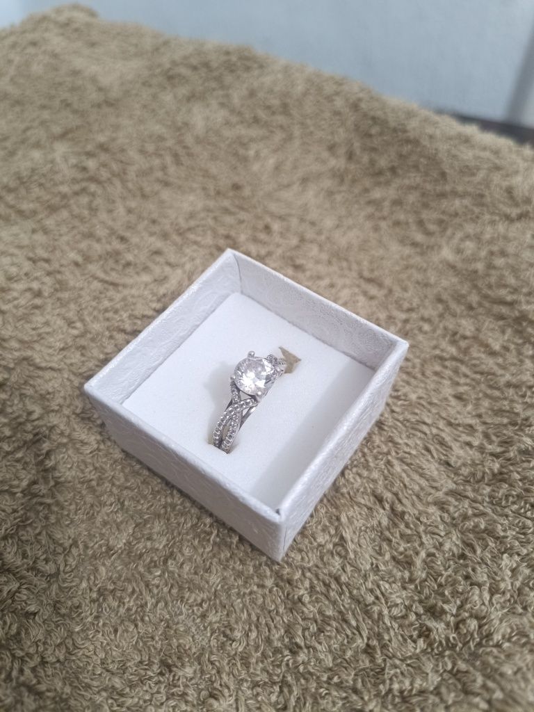 Серебряное, женское кольцо
