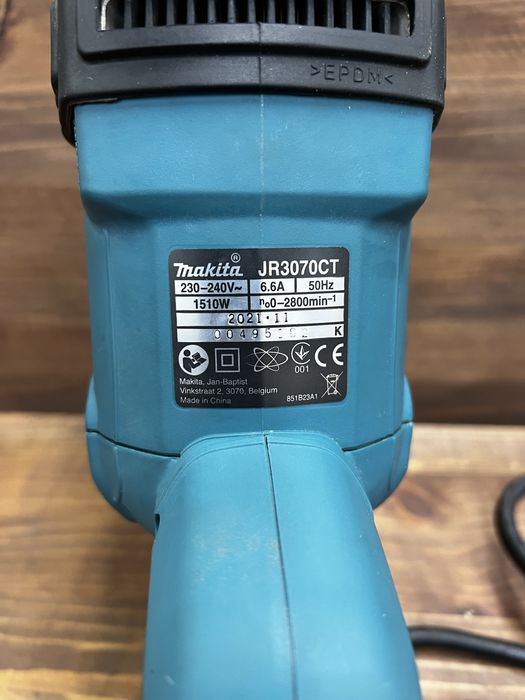 Шабельна пилка Makita JR3070CT