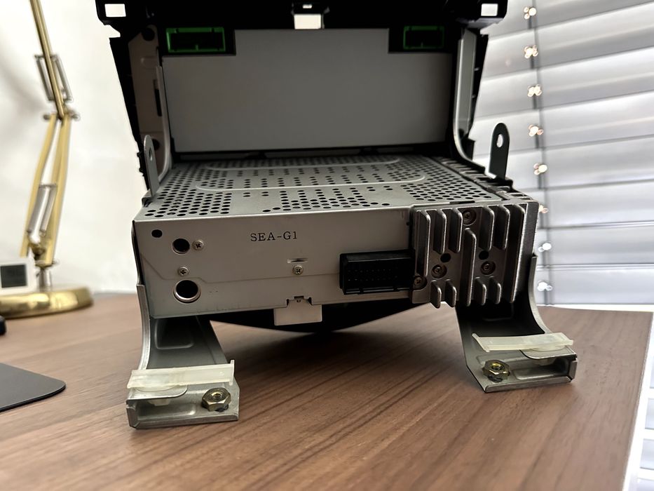 Rádio e controlo A/C Honda Accord CL7 (2003 a 2007)