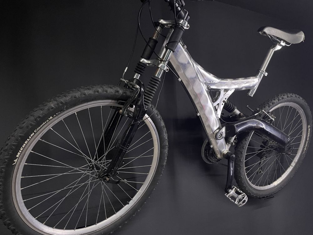 Bicicleta Suspensão Total