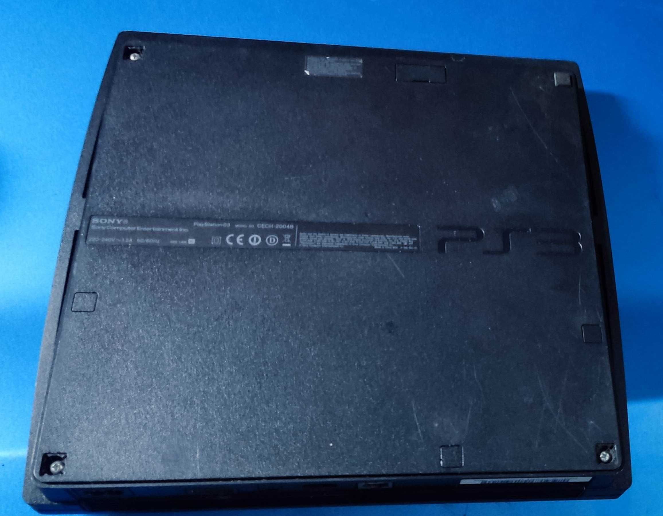 PS3 Slim 250gb com volante e jogo