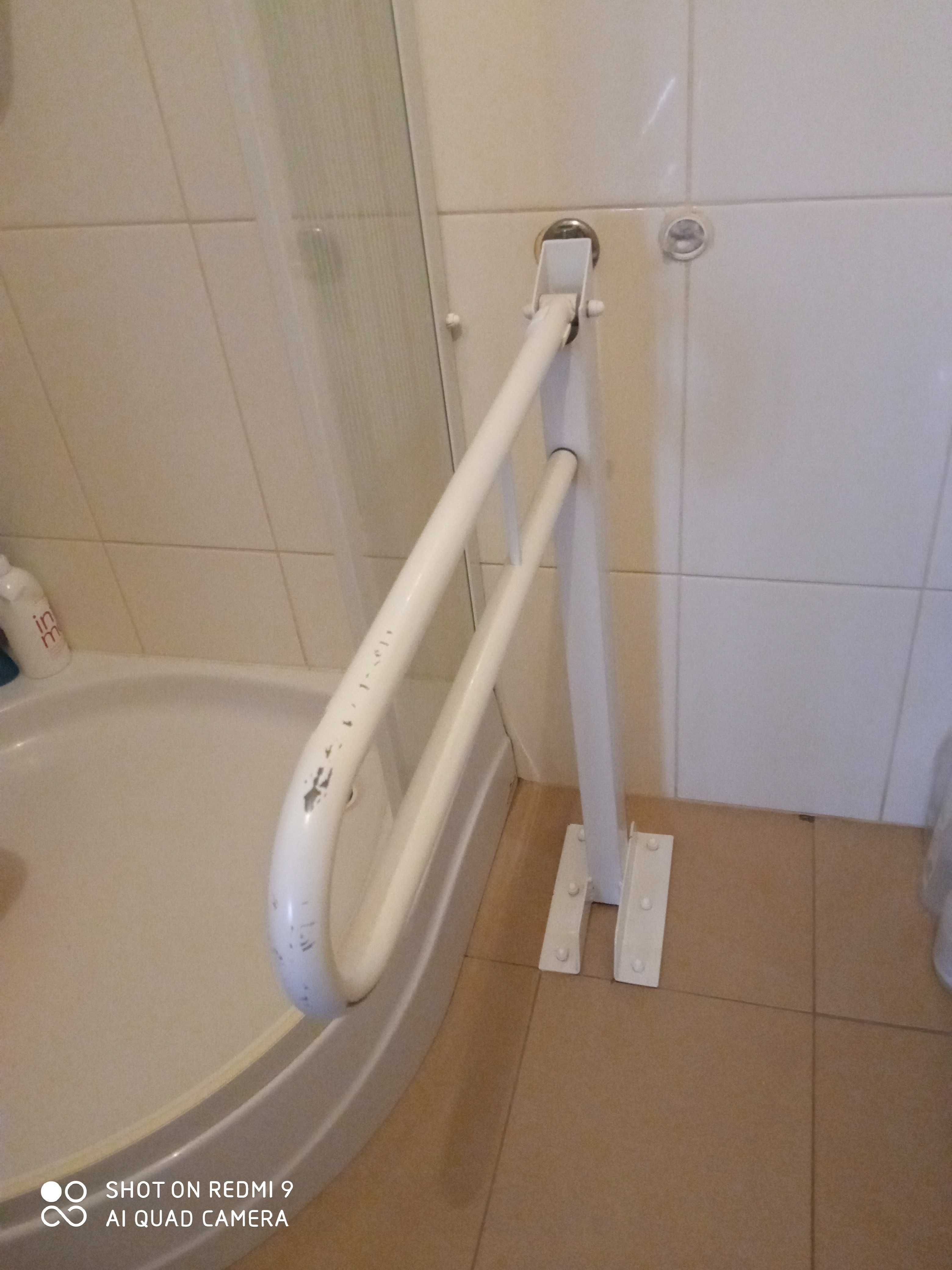 Wyposażenie łazienki dla seniora lub osoby niepełnosprawnej