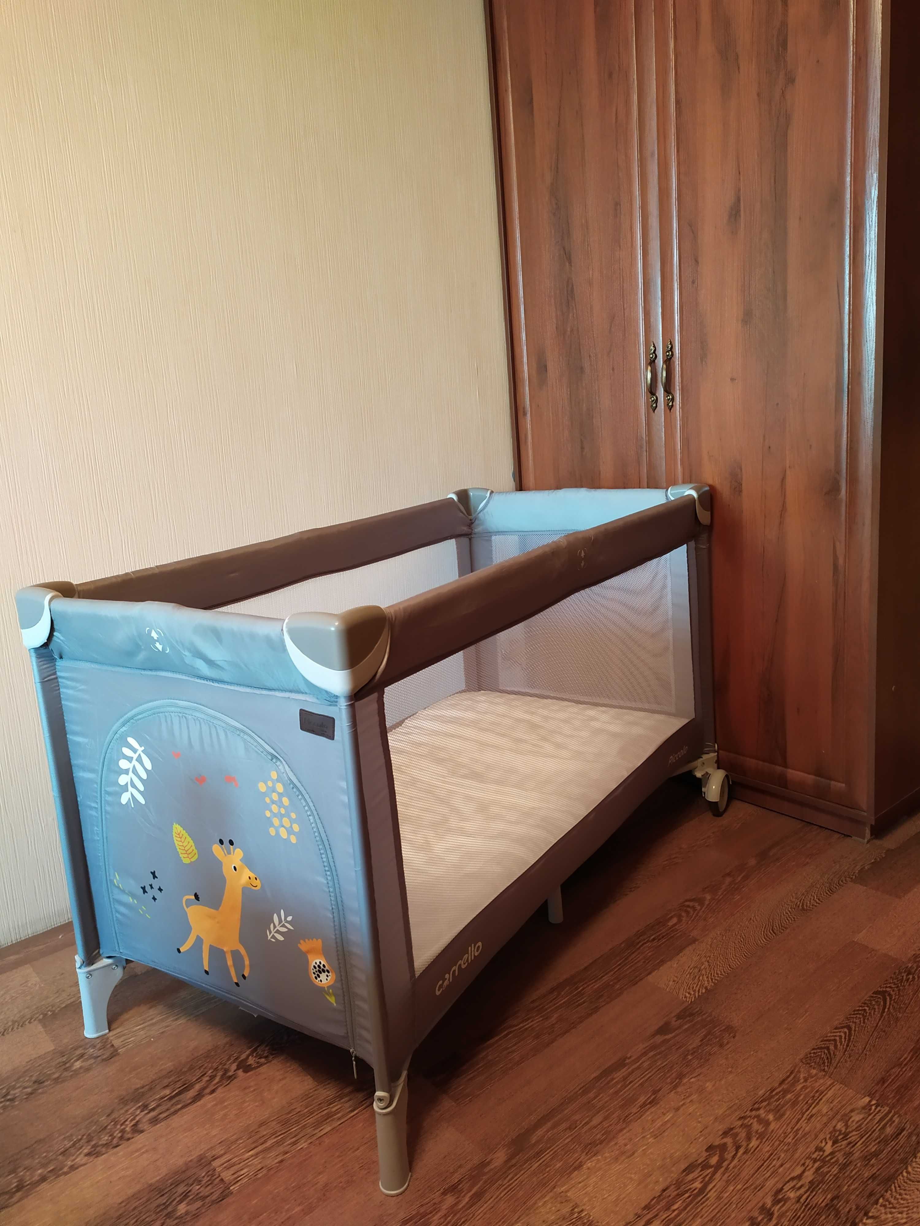 ПРОДАМ манеж  CARRELLO вживане.