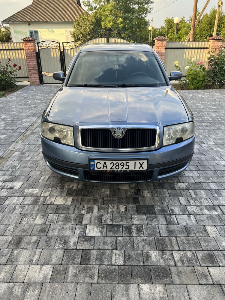 Авто SkodaSUPERB