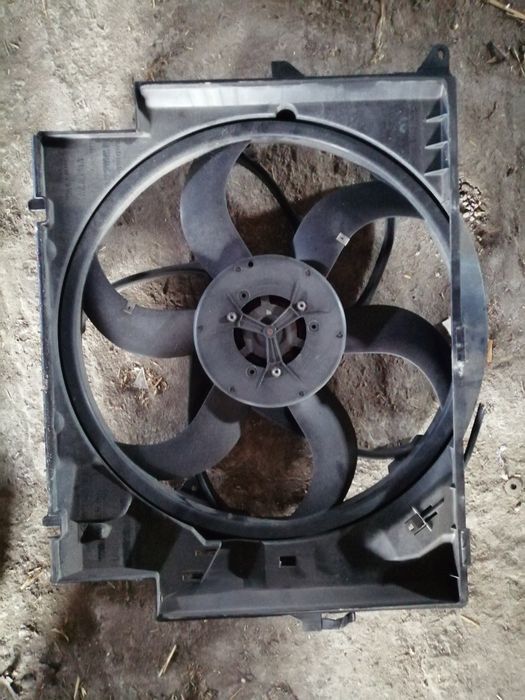 Wentylator chłodnicy klimatyzacji bmw e90 e87 118d 120d 318d 320d