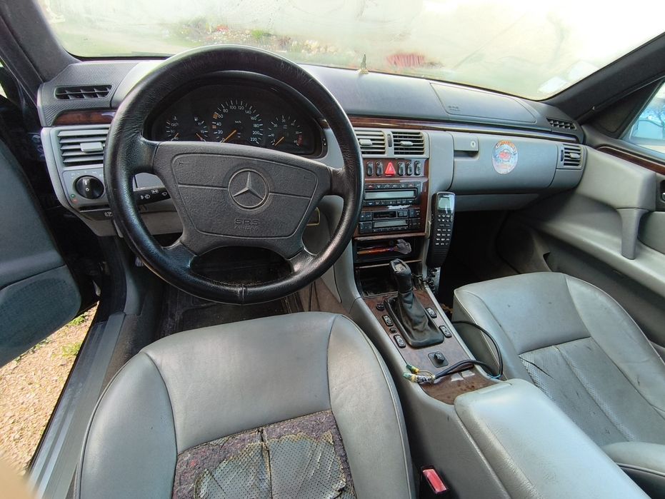 Mercedes E220 diesel