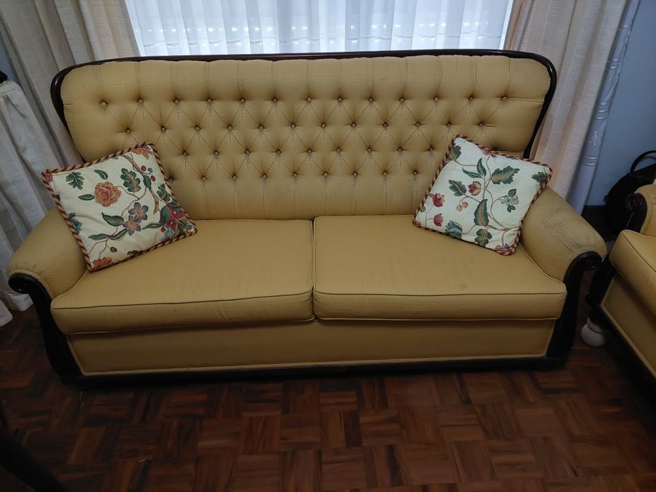 Conjunto Sofás e Sofá Cama em Tecido