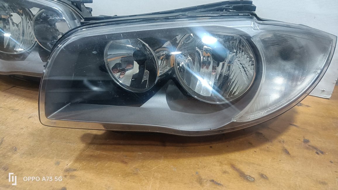 Farol BMW e81 e87 ótica original 2008