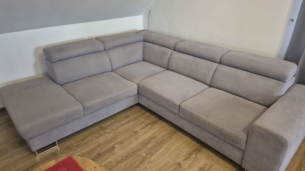Naroznik z funkcja spania
