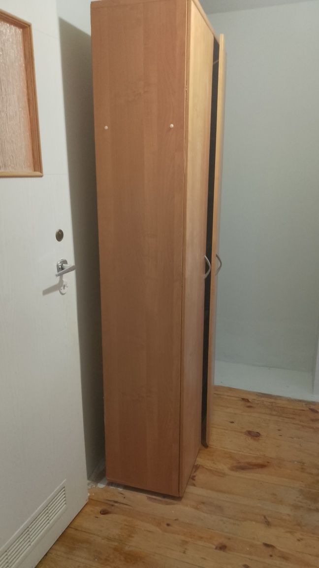 Szafa  kolor olcha wymiary 200/80/40