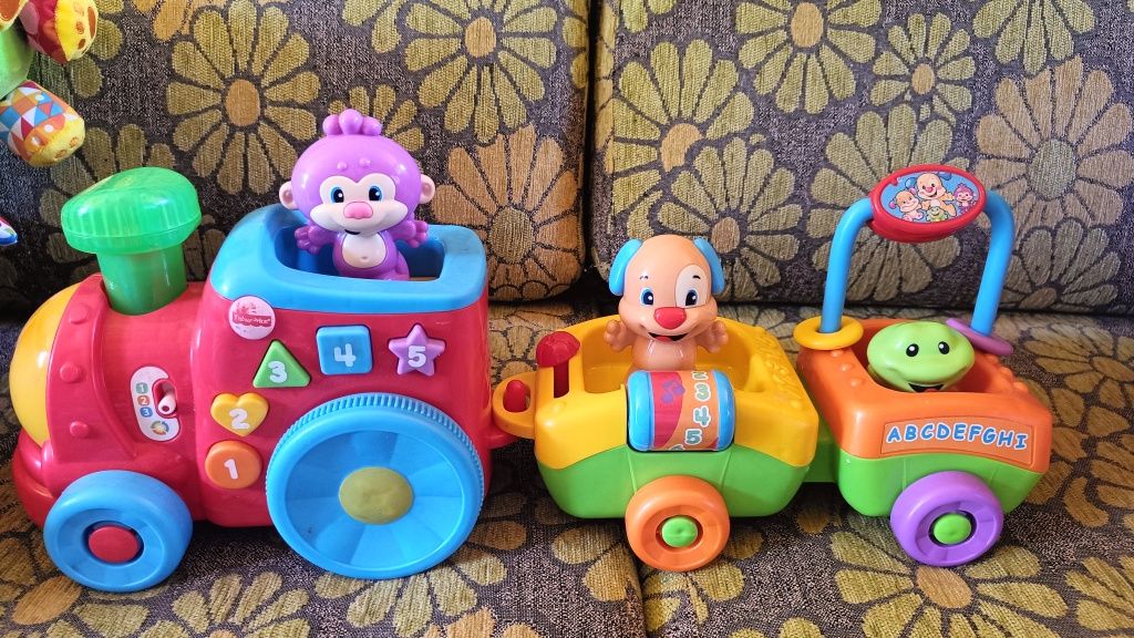 Fisher-Price Ucz Się I Śmiej Edukacyjny Pociąg Szczeniaczka Cdg78