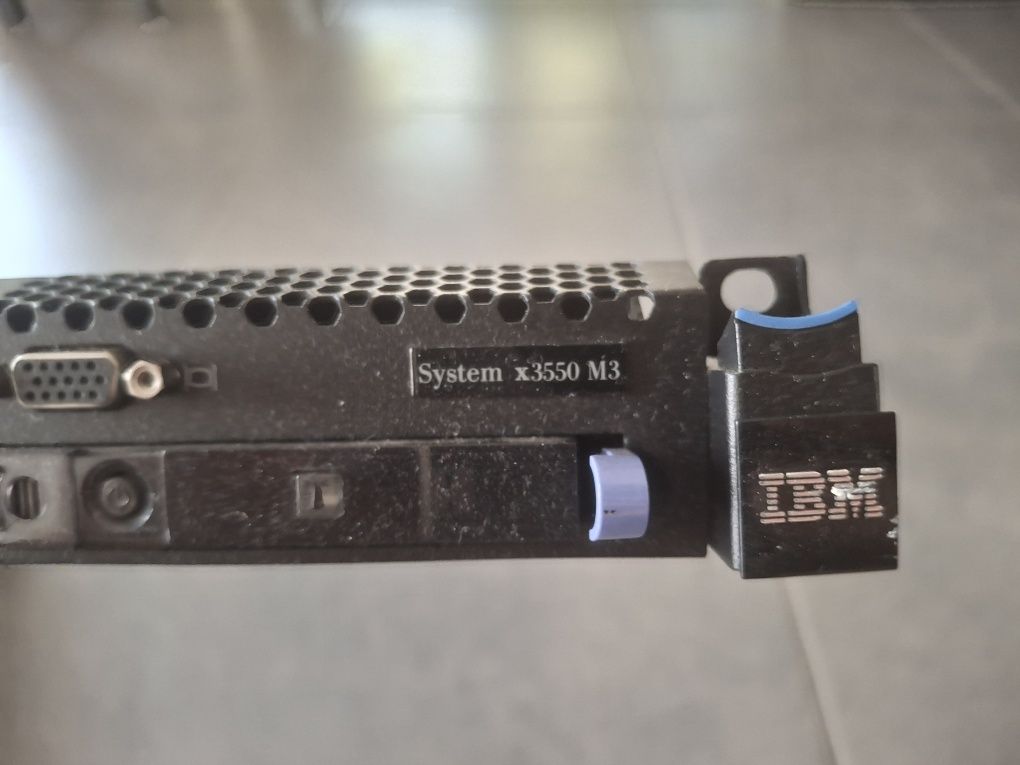 Servidores IBM System X3550 M3