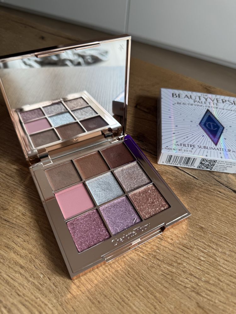 Charlotte Tilbury Beautyverse paleta cieni do powiek