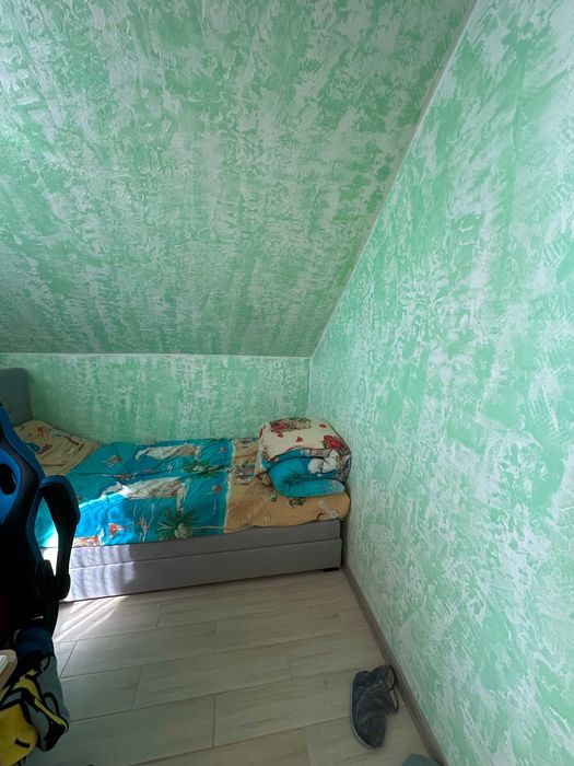 Продам капітальний 2-х поверховий будинок, 10 хв. від м. Індустріальна