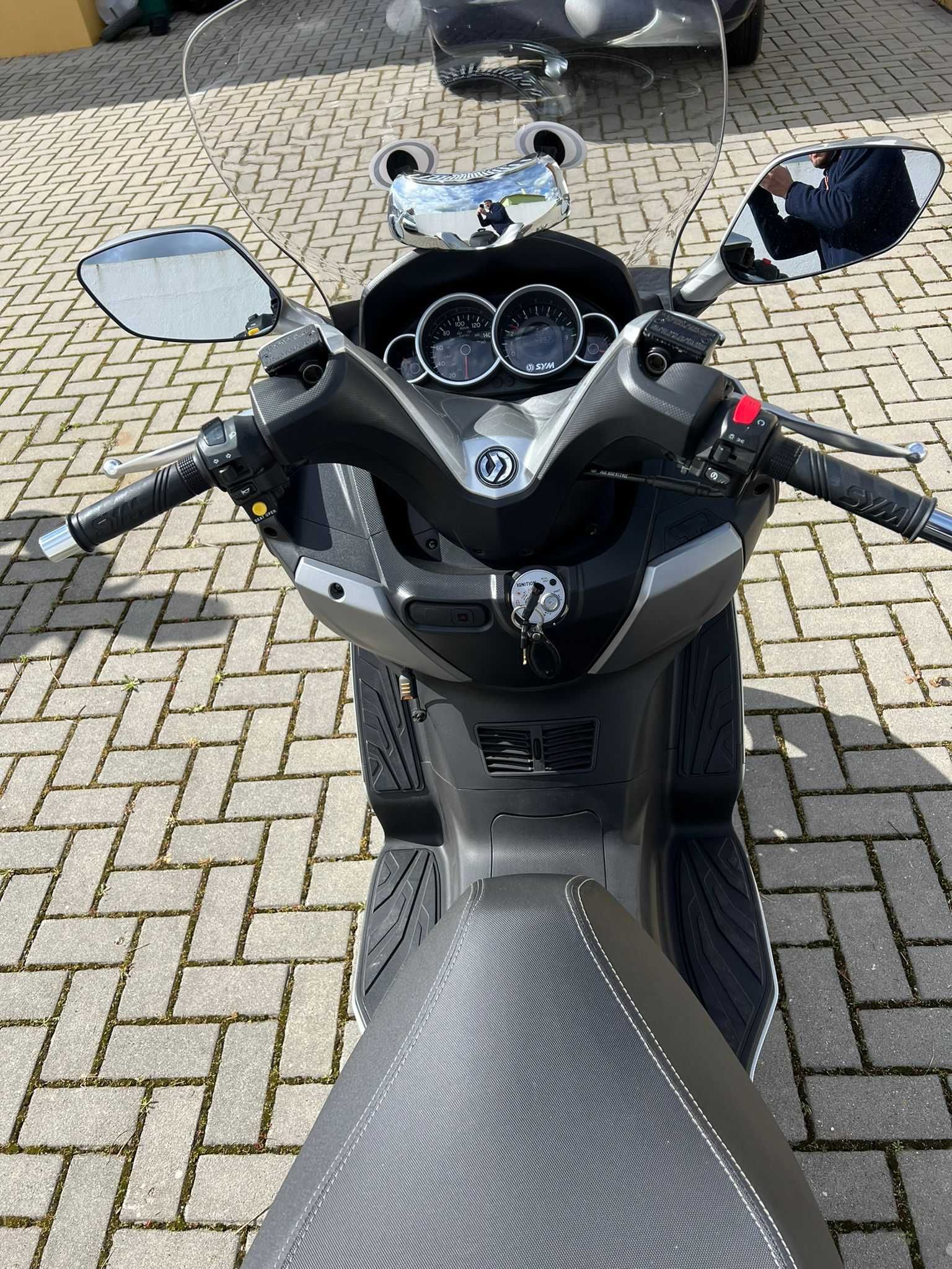 Scooter Sym 125 gtsi