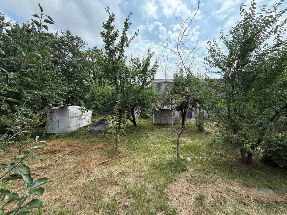 Продаж дачного будинку