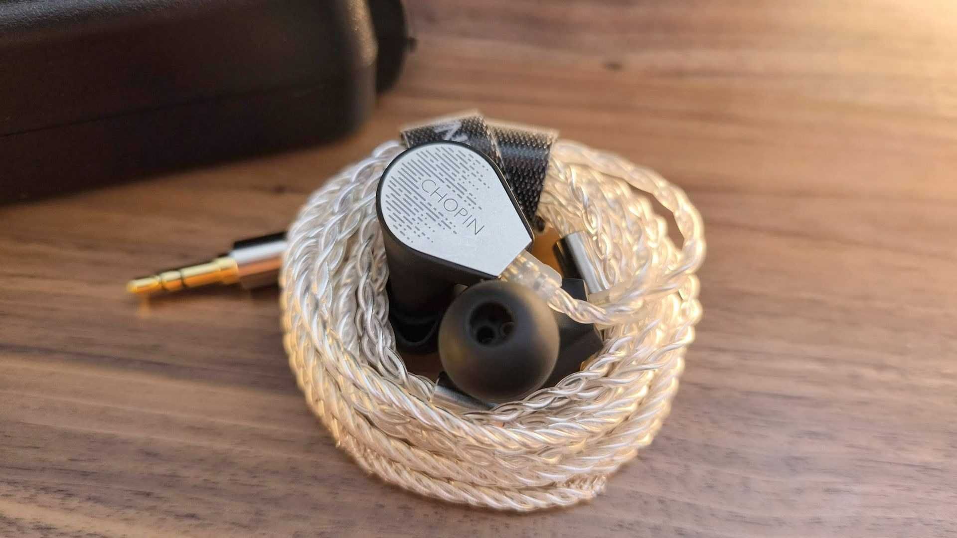 Gizaudio × Binary Chopin 1DD+3BA Hybrid IEMs