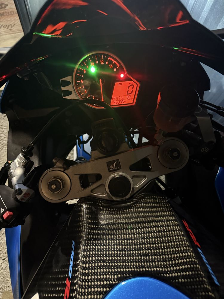 Продам Honba CBR1000RR Fireblade 2008г