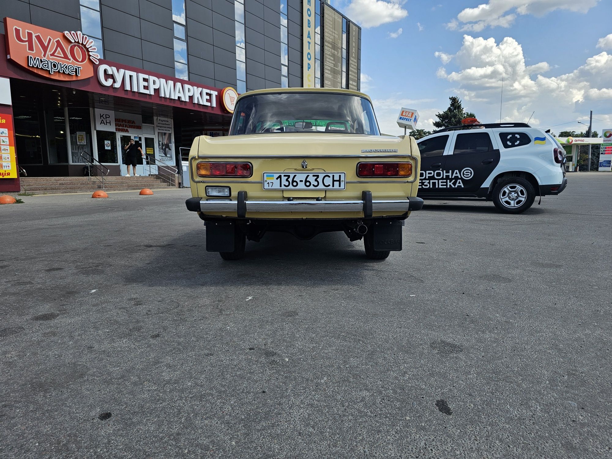 Продам москвич АЗЛК 2140