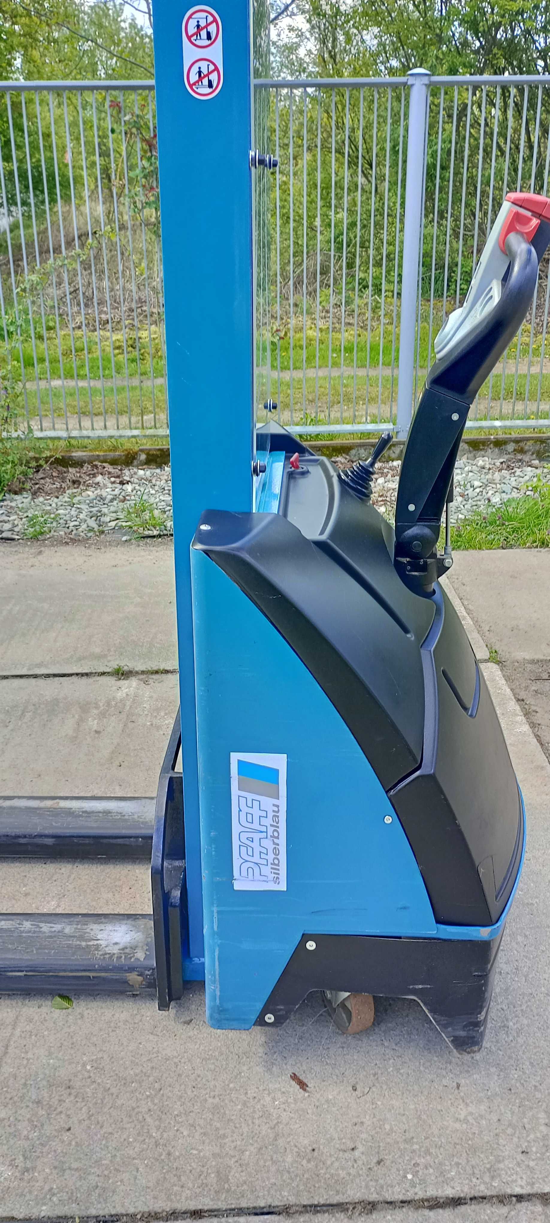 Sprzedam wózek elektryczny widlak