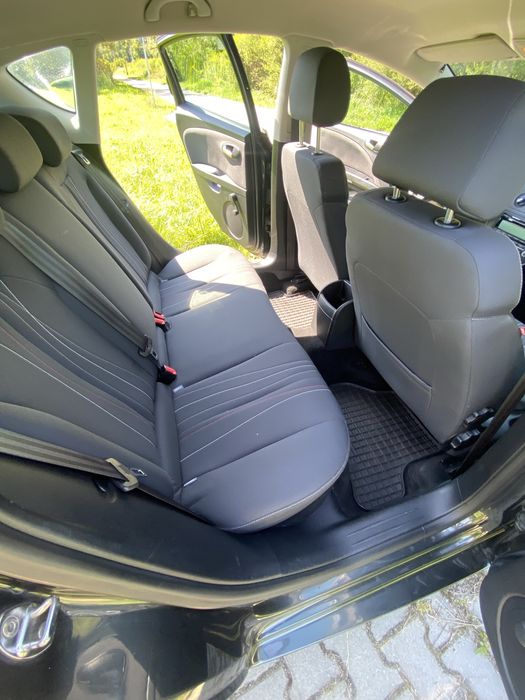 Sprzedam Seat Leon 2012 polift. Uzywany przez kobiete. ZADBANY!