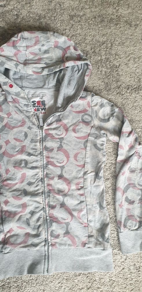 Bluza z kapturem zapinana na zamek suwak