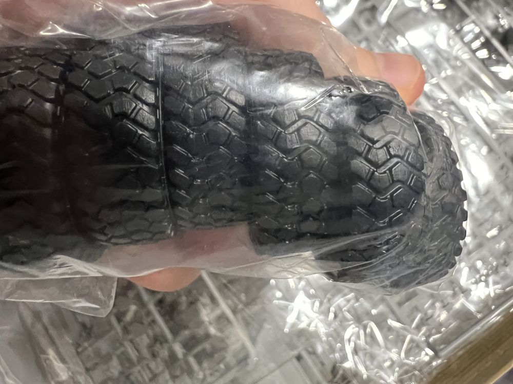 Збірна пластико модель Takom 1/35 Тайфун з 2 додатковими модулями