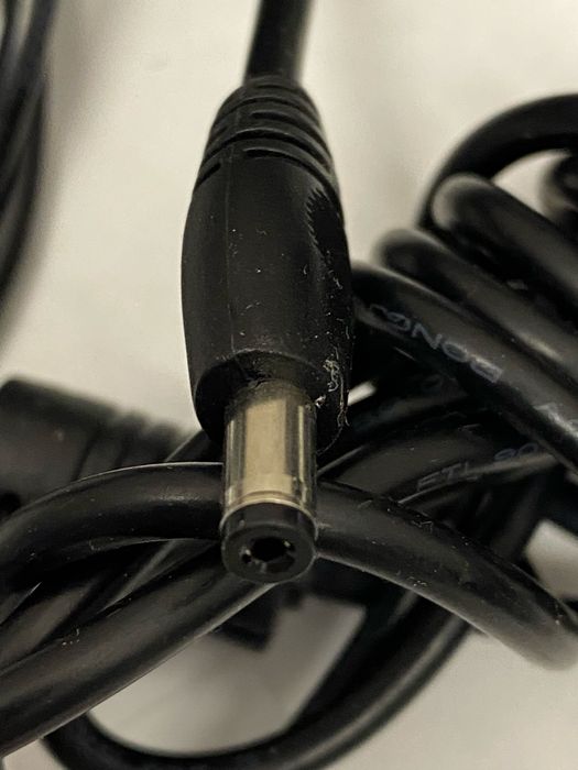 Блок живлення DVE Switching Adapter DSA-24CA-05 (5V 4A)